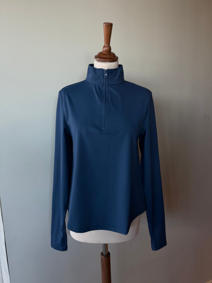 Nóla • Íþróttapeysa