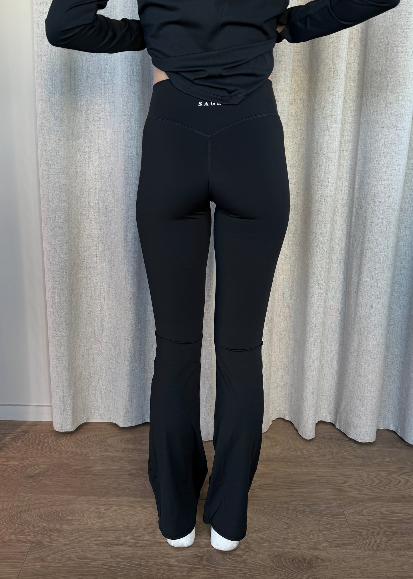 Útvíðar • Íþróttabuxur • Long