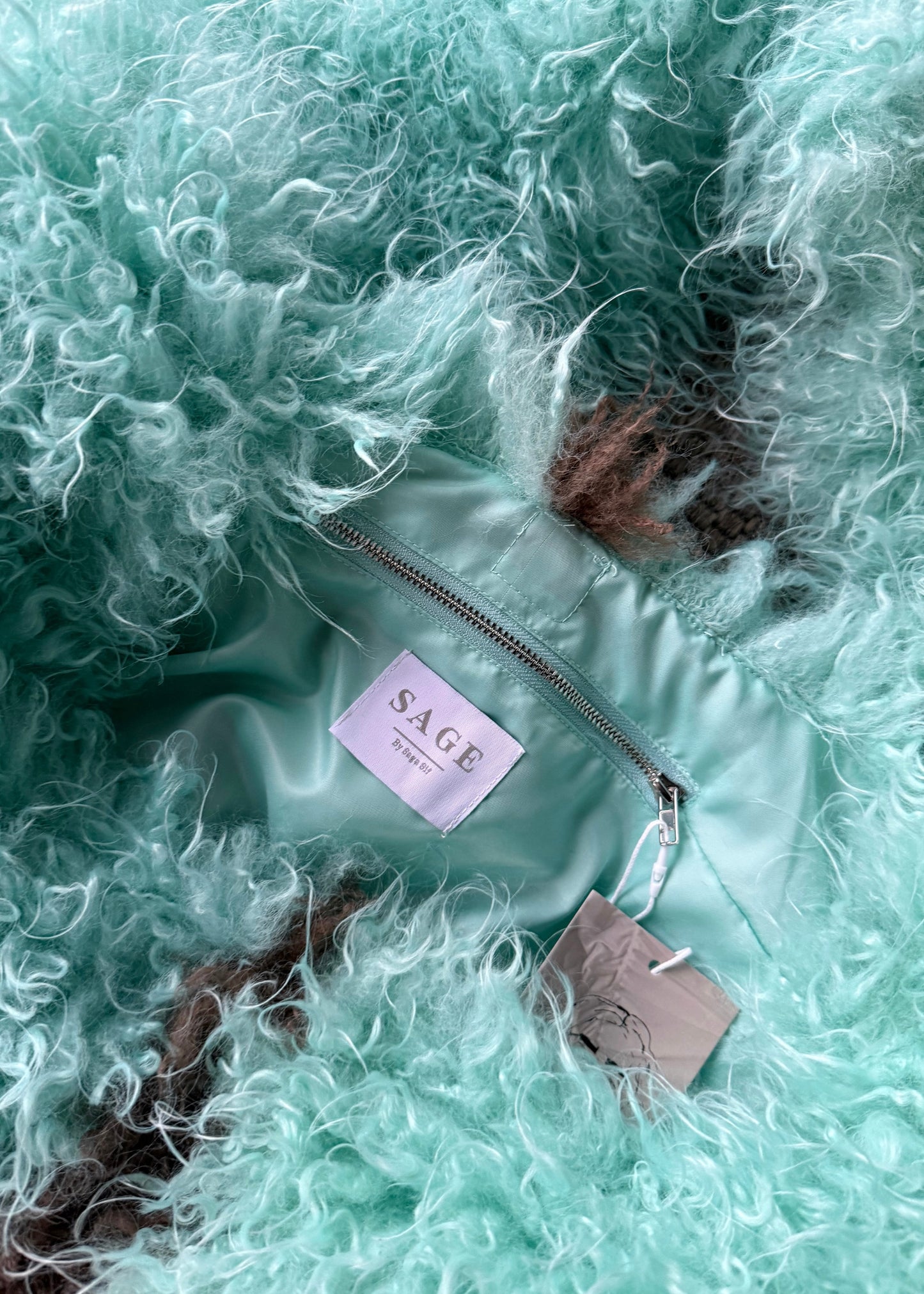 Loðey • Hliðaraska