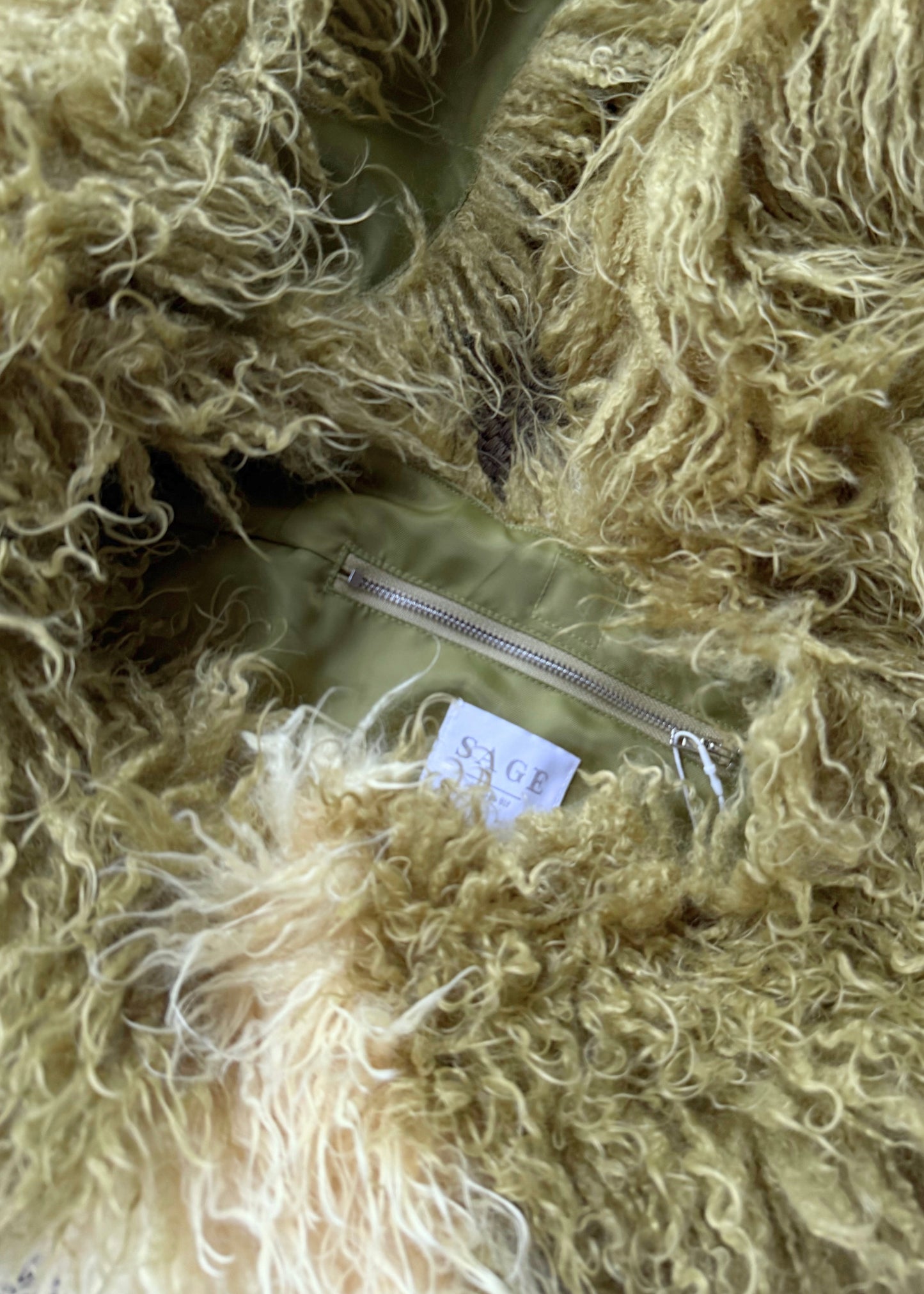 Loðey • Hliðaraska