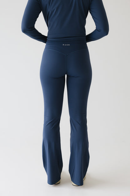 Útvíðar / Regular • Sage Active