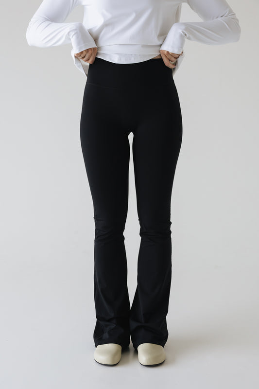 Útvíðar / Long • Sage Active