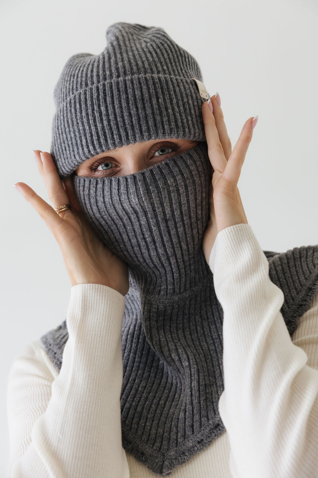 Ugla • Húfa • 100% merino ull