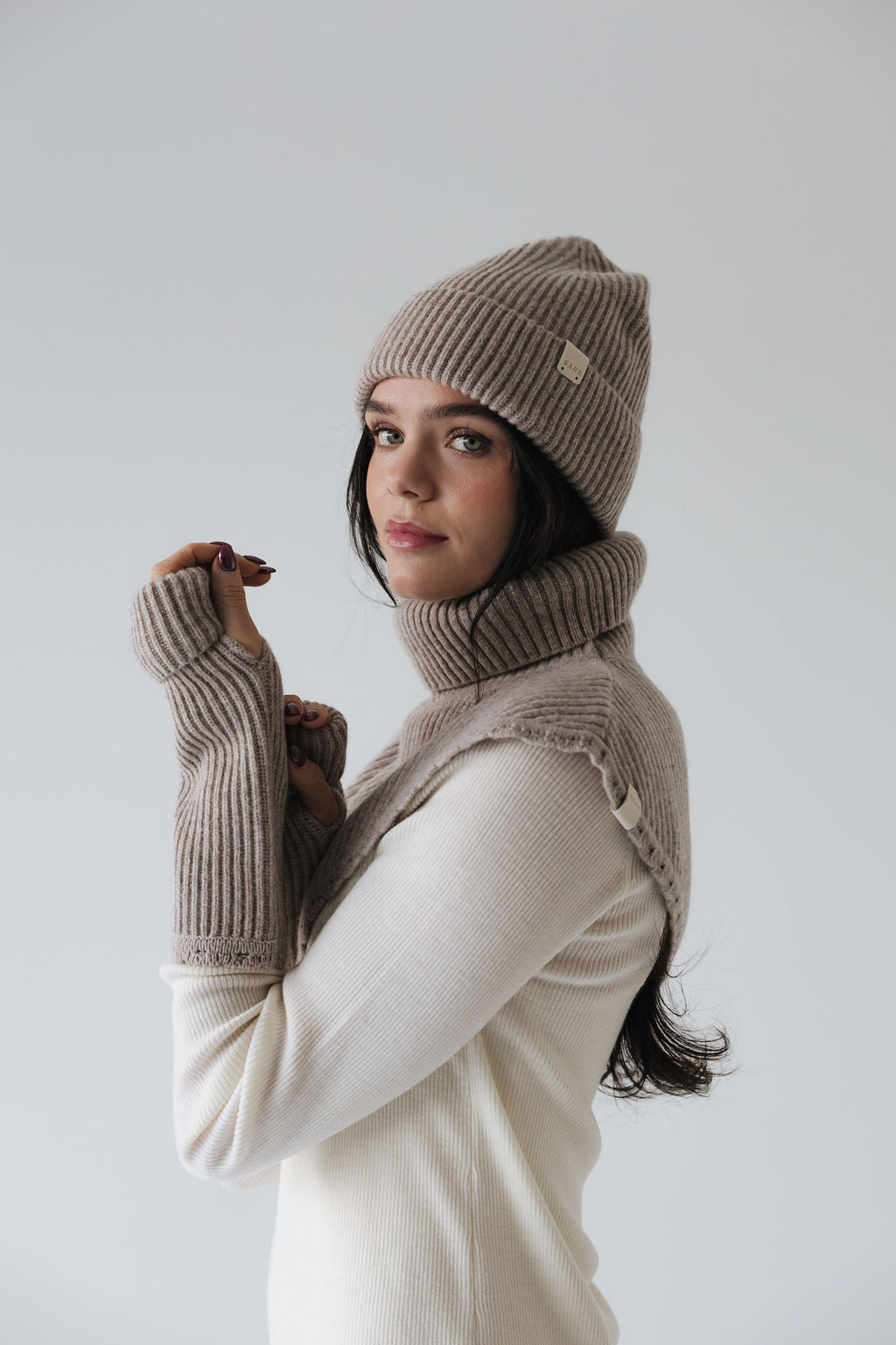 Ugla • Húfa • 100% merino ull